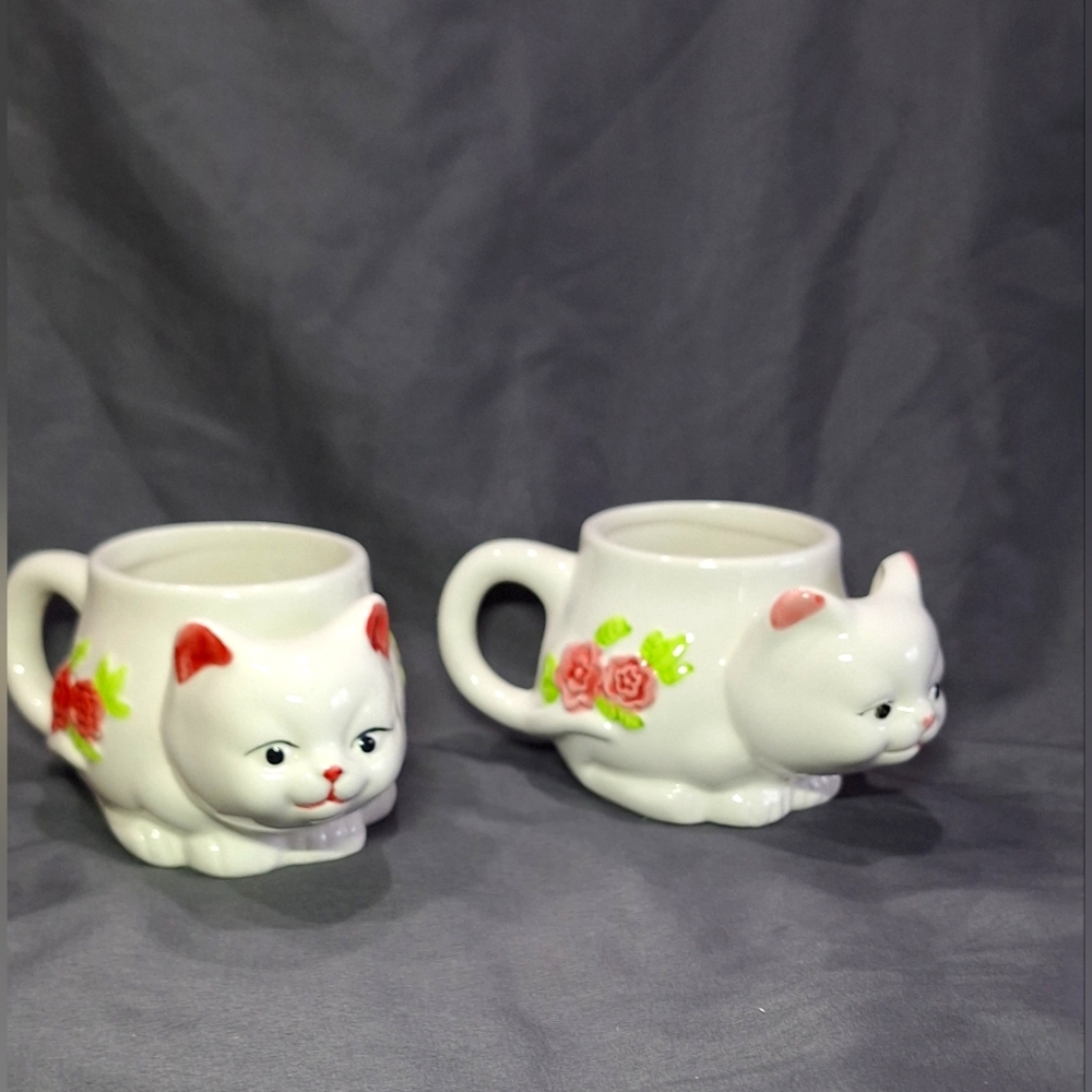 2 Vintage 90's White Cats Tea Cups-Mugs 8 Ounce Roses Tea Bag Holder